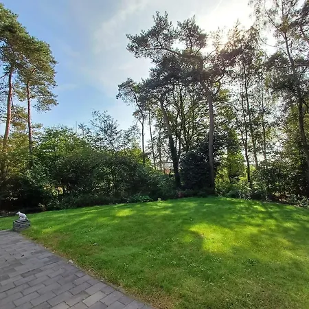 Getaway With Garden In Gelderland, Cleaning Included בית נופש